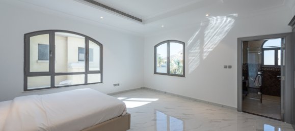 4 bedrooms Villa for sale in Palm Jumeirah, Dubai, UAE № 105980 15