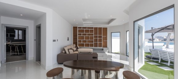 4 bedrooms Villa for sale in Palm Jumeirah, Dubai, UAE № 105980 8