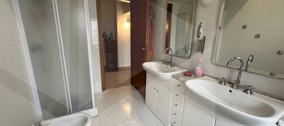 Apartamento de 4 habitaciónes en Avezzano, Italy No. 33663 12