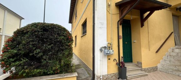 Apartamento de 4 habitaciónes en Avezzano, Italy No. 33663 19