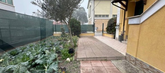 Apartamento de 4 habitaciónes en Avezzano, Italy No. 33663 16