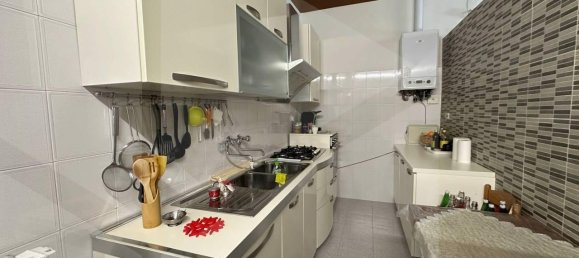 Apartamento de 4 habitaciónes en Avezzano, Italy No. 33663 6