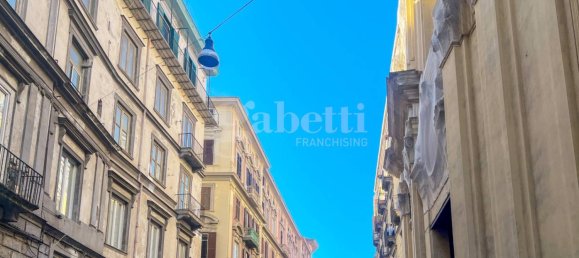 Apartamento T1 em Naples, Italy N.º 79581 28
