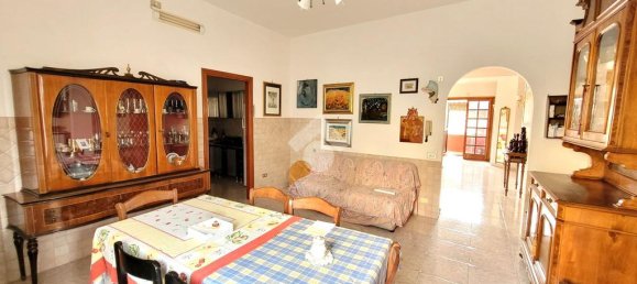 Apartamento de 3 dormitorios en Airola, Italy No. 329168 11