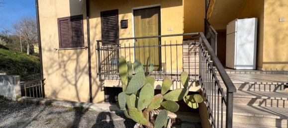 3 rooms Apartment in Rende, Italy No. 184849 4