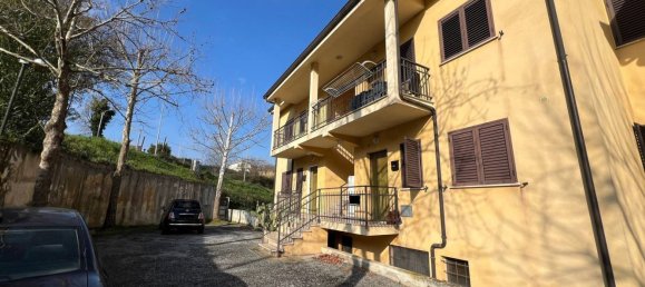 3 rooms Apartment in Rende, Italy No. 184849 7