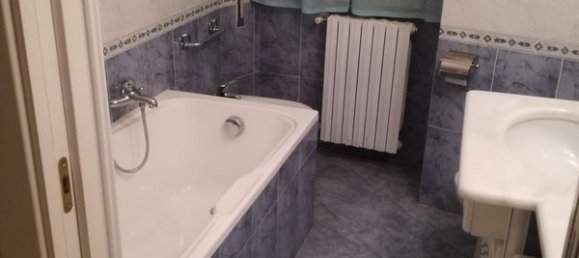 4 rooms Apartment in Ascoli Piceno, Italy No. 10020 9