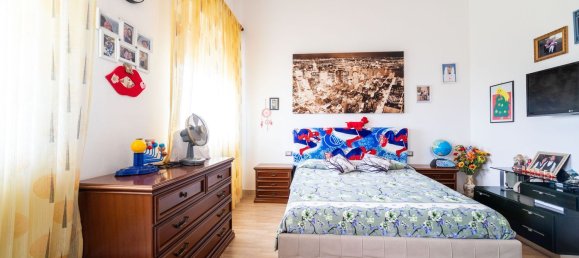 4 Schlafzimmer Wohnung in Cesenatico, Italy, Nr. 353599 8