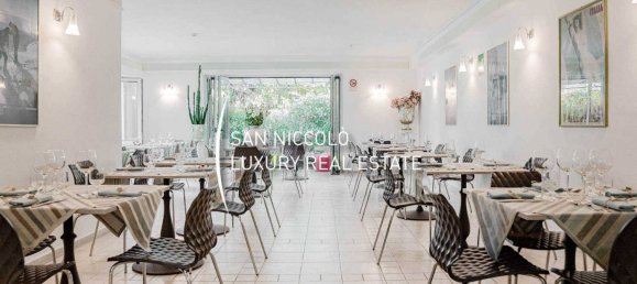 5 rooms Commercial property in Forte dei Marmi, Italy No. 210027 12