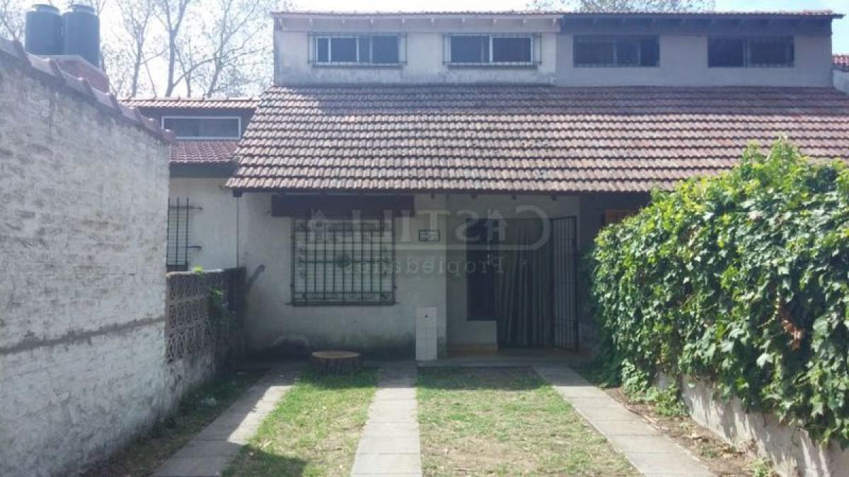 2 bedrooms House in Mar del Plata, Argentina No. 66791