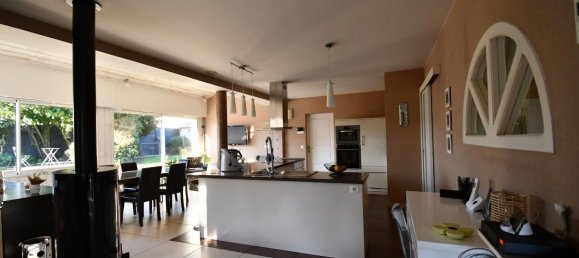 4 غرف نوم فيلا في Saint-Fiacre-sur-Maine, France رقم 102947 3