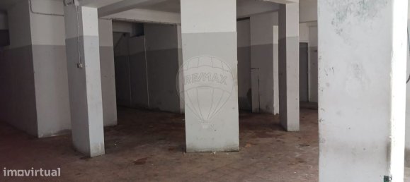 Gewerbliche Immobilie in Oeiras, Portugal 175m², Nr. 69217 8