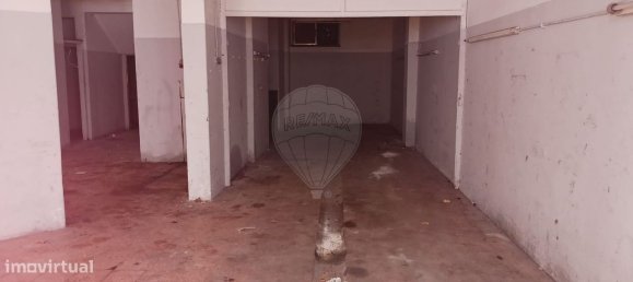 Gewerbliche Immobilie in Oeiras, Portugal 175m², Nr. 69217 9