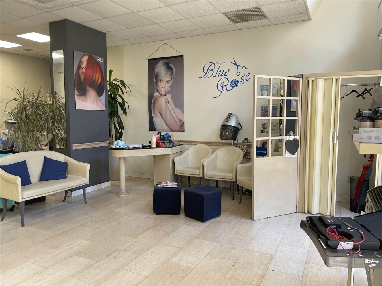  عقار تجاري في Mortara, Italy 82متر مربع رقم 237037