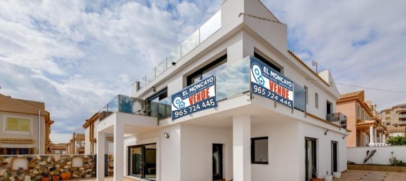 4 bedrooms Villa in Torrevieja, Spain No. 12226 2