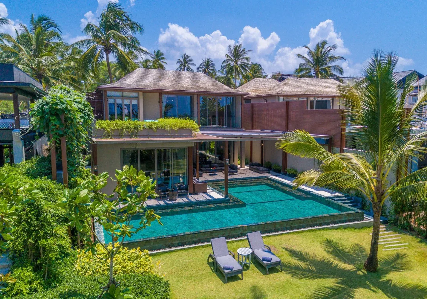 Moradia T5 em Naithon Beach, Thailand N.º 80302