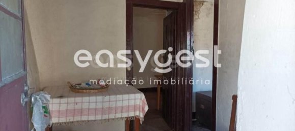 1 bedroom House in Oliveira do Hospital, Portugal No. 90926 3