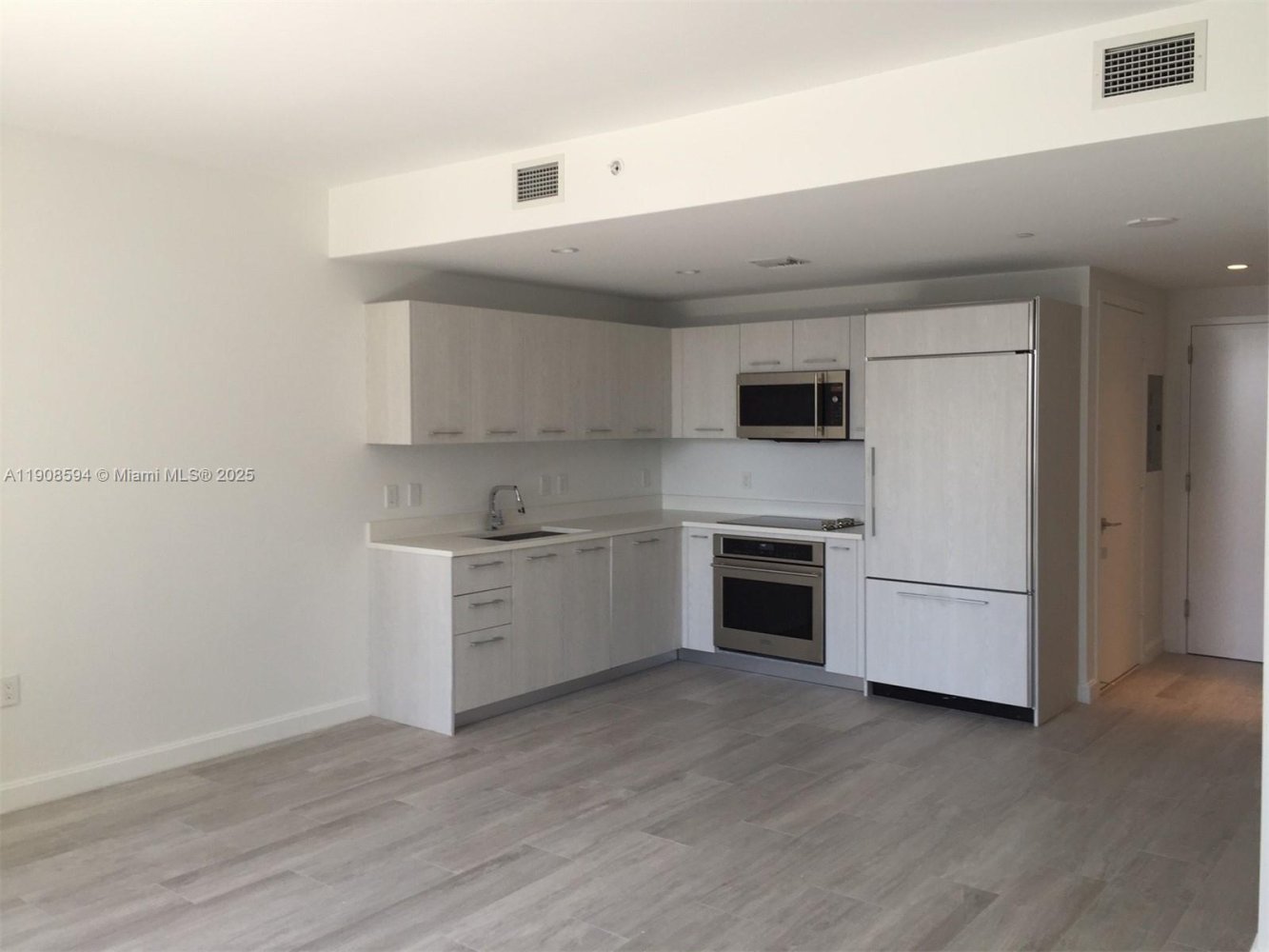 Propriedade comercial T1 em Miami, EUA N.º 614214