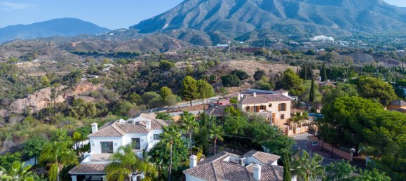 4 bedrooms House in Marbella, Spain No. 98928 41