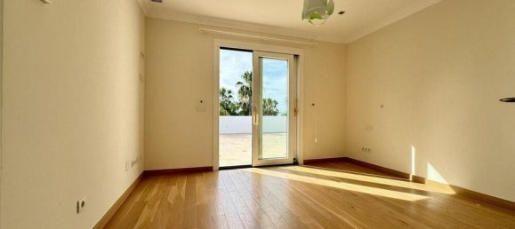 4 bedrooms House in Marbella, Spain No. 98928 10