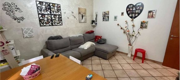 2 bedrooms Apartment in Piacenza, Italy No. 345753 2