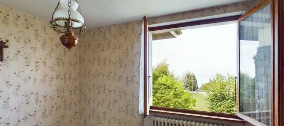 4 bedrooms House in Saint-Paul-en-Chablais, France No. 269582 7