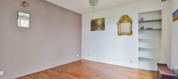 2 chambres Maison à Le Vésinet, France No. 168716 4