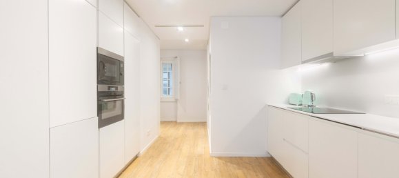 2 Schlafzimmer Wohnung in Lisbon, Portugal, Nr. 230990 10