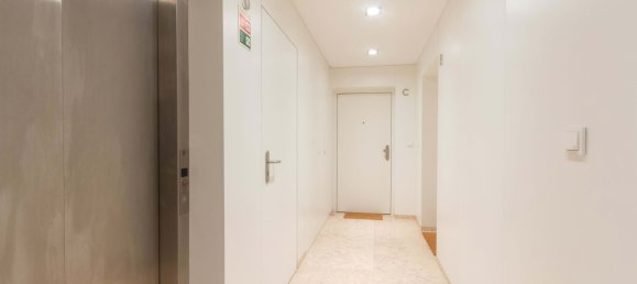 2 Schlafzimmer Wohnung in Lisbon, Portugal, Nr. 230990 24