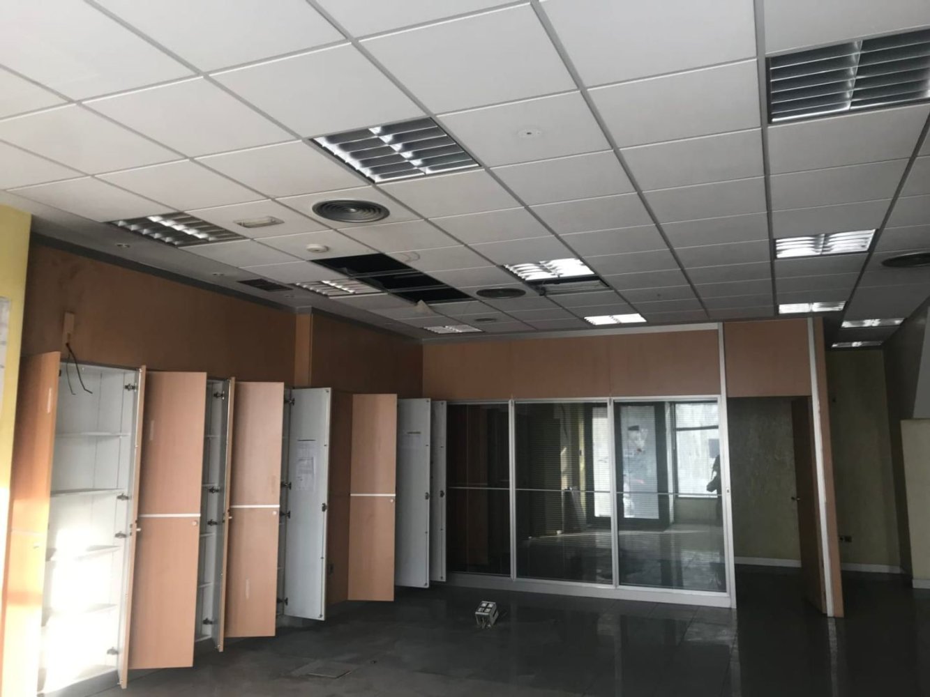 222m² Commercial property in Alcobendas, Spain No. 172112