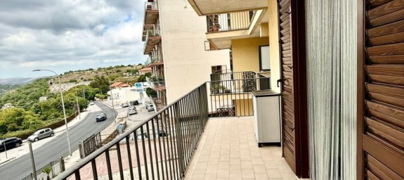 5 bedrooms Apartment in Ragusa, Italy No. 355889 10