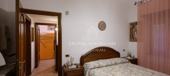 Квартира с 2 спальнями в Рим, Италия № 196427 19