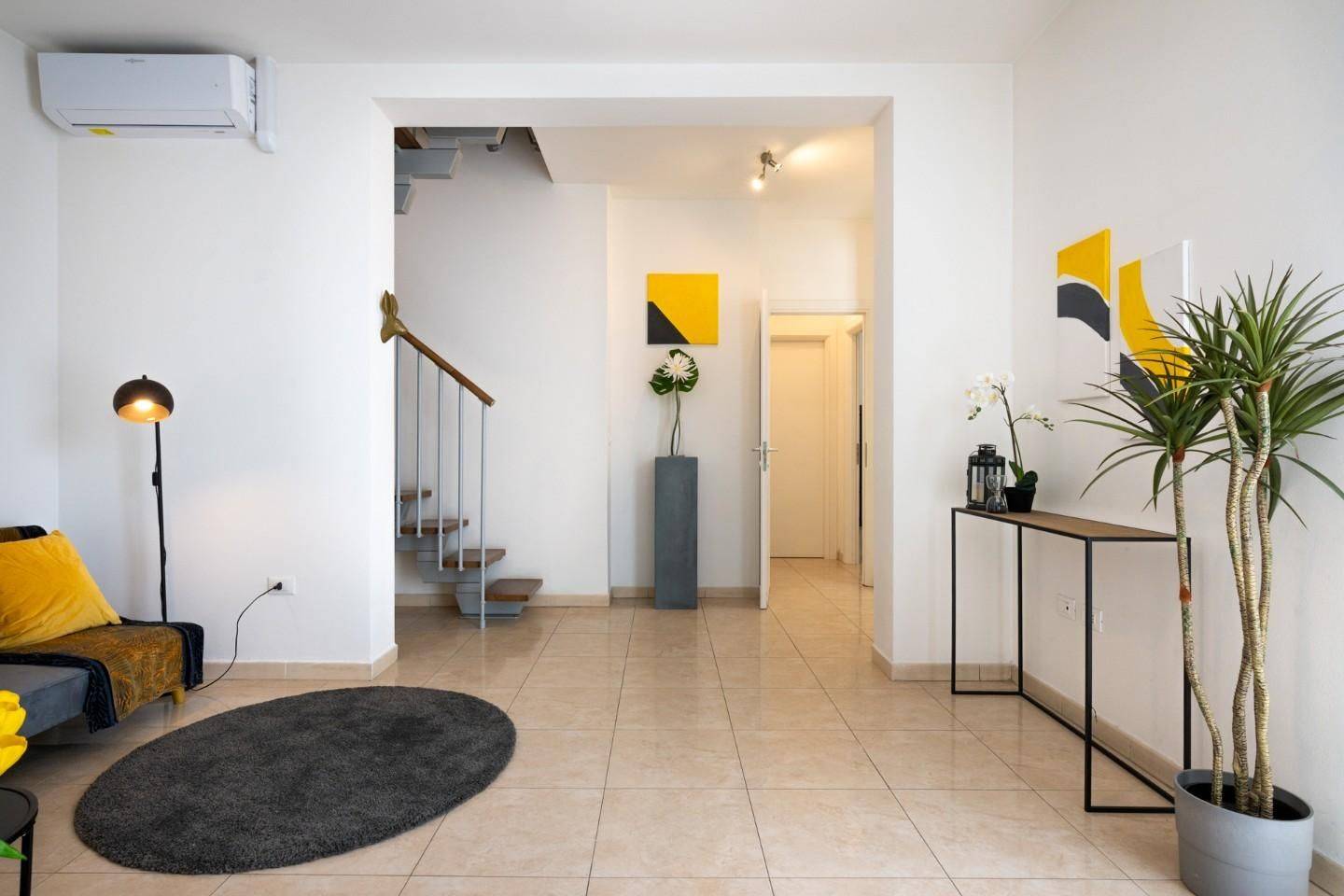 3 bedrooms Penthouse in Pontedera, Italy No. 352496