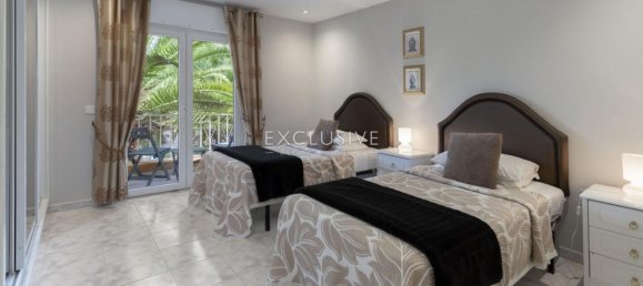 5 bedrooms Villa in Lagoa, Portugal No. 7479 7