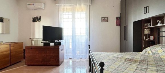 4 bedrooms House in Argenta, Italy No. 14205 43