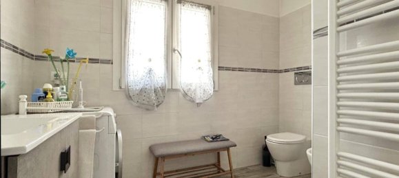 4 bedrooms House in Argenta, Italy No. 14205 44