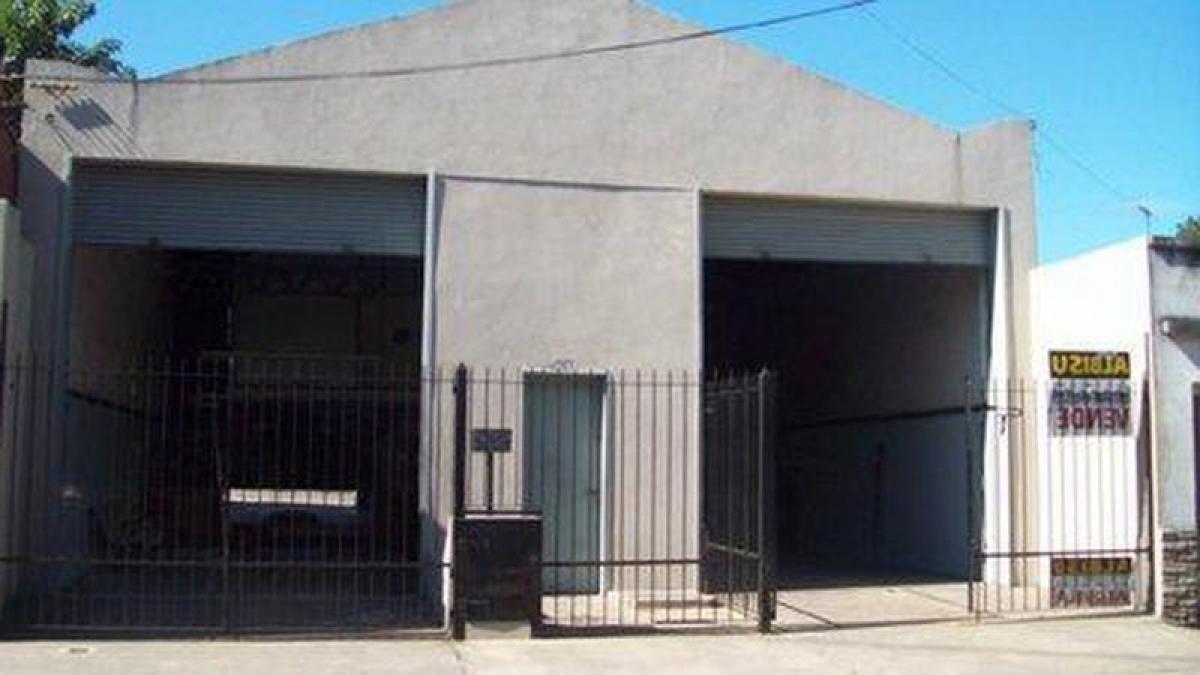  Commercial property in Lomas de Zamora, Argentina No. 27467