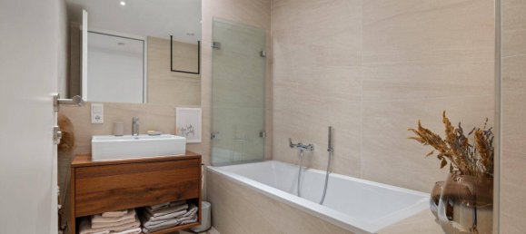 Apartamento de 4 habitaciónes en Hard, Austria No. 140596 9