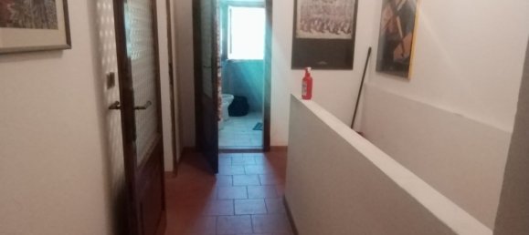 Casa de 8 divisões em Montescudo Monte Colombo, Italy N.º 188892 21