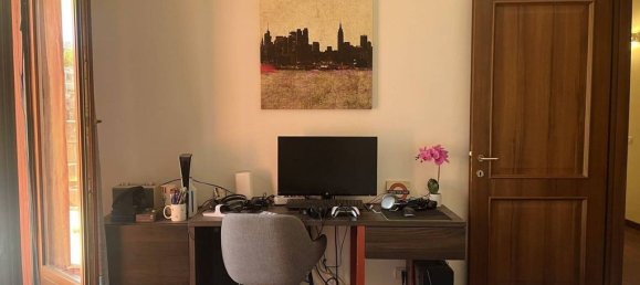 2 bedrooms Villa in Rome, Italy No. 273971 16