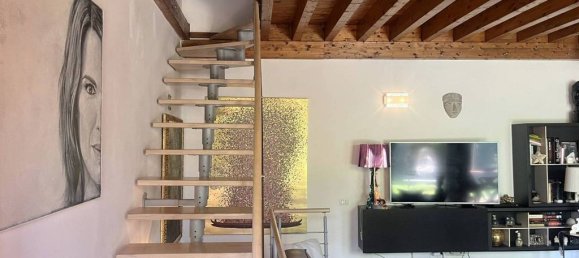 2 bedrooms Villa in Rome, Italy No. 273971 13
