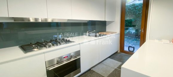 1 bedroom Apartment in Como, Italy No. 355382 9
