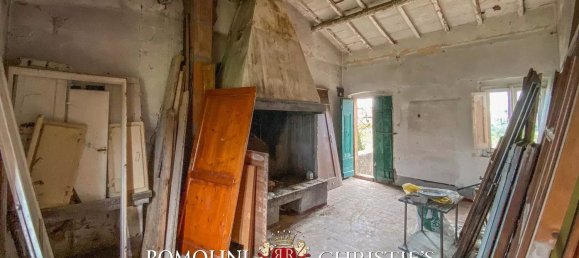 9 rooms House in Cortona, Italy No. 126792 33