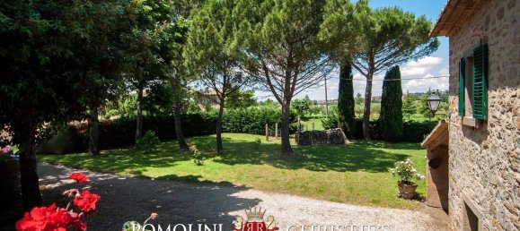 9 rooms House in Cortona, Italy No. 126792 10