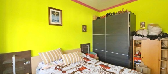 539m² Building in Ribeira, Spain No. 31865 69