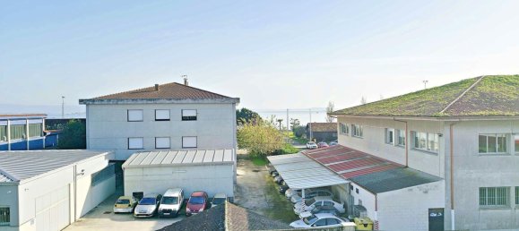 539m² Building in Ribeira, Spain No. 31865 70