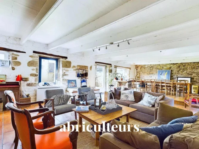 5 bedrooms Castles in Finistere, France No. 327897