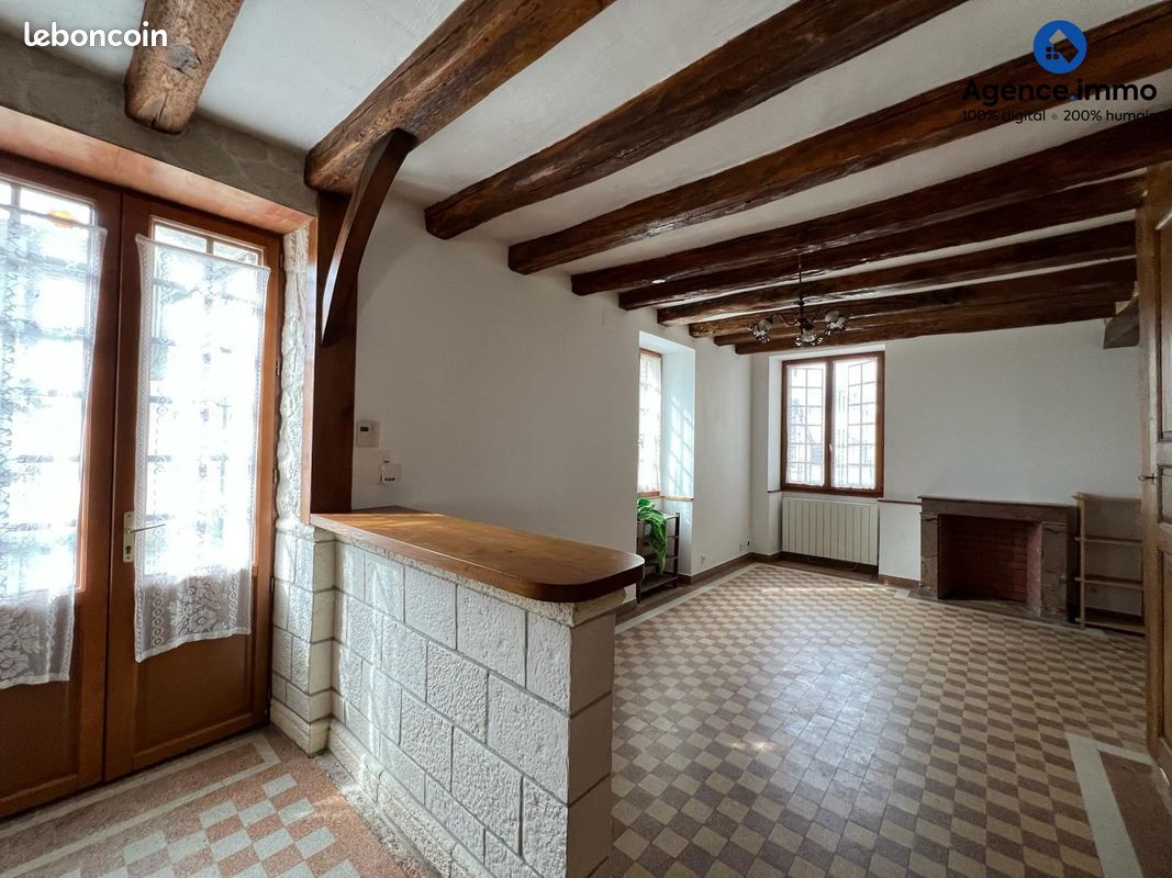 Casa T2 em Channay-sur-Lathan, France N.º 73589