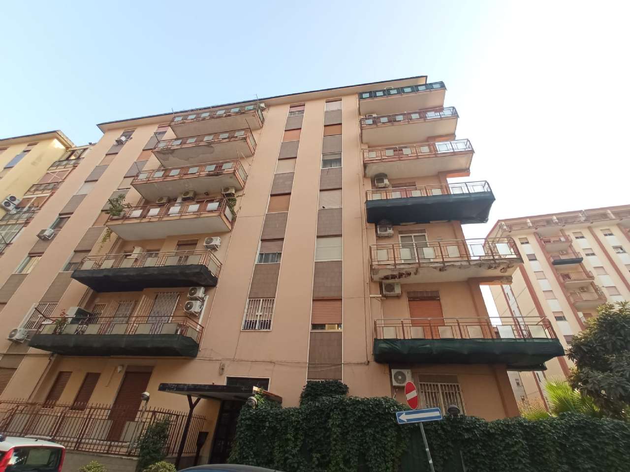 6غرفة شقة في Palermo, Italy رقم 46065
