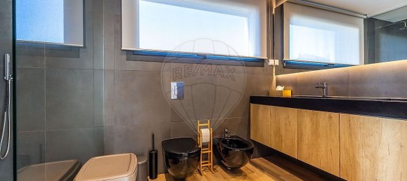 3 bedrooms House in Leiria, Portugal No. 31831 9